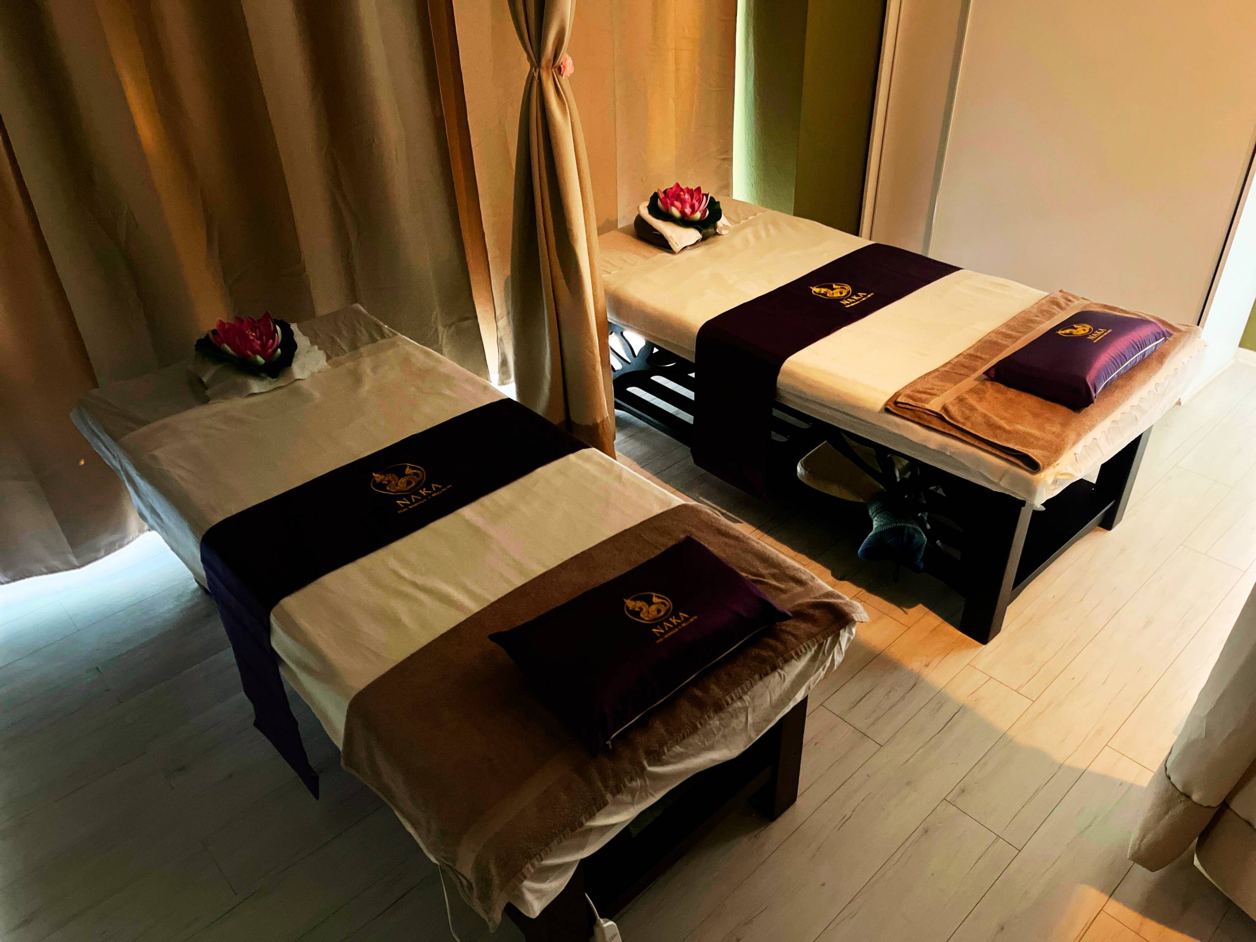 Foto Laden NAKA Thaimassage Wellness Düsseldorf 7